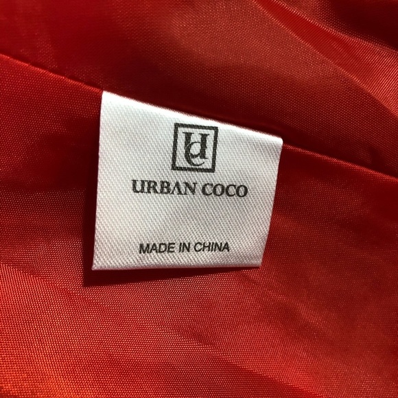 Urban Coco red skirt pleated SZ M  midi - Picture 10 of 11